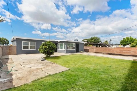 Tiny photo for 1408 S Central Ave, Compton, CA 90220 (MLS # PW26072119)