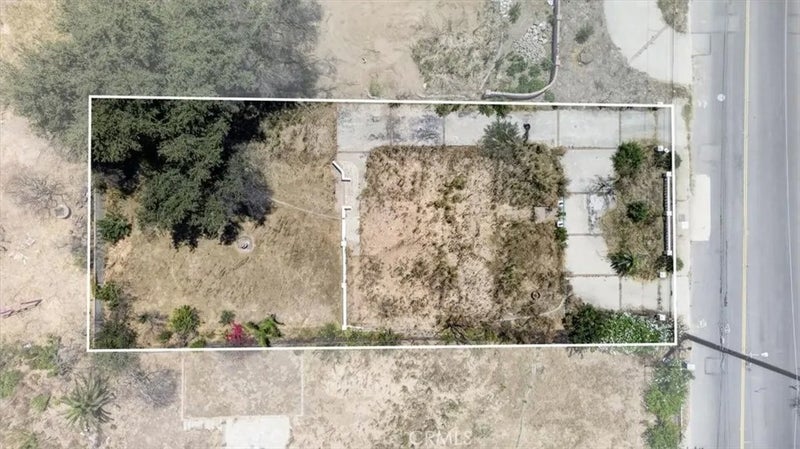 41 E Altadena