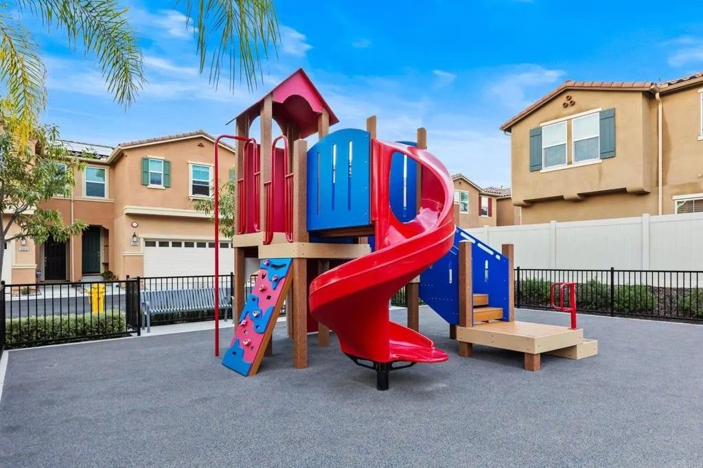 Photo of 506 Willowmore Street, Vista, CA 92081 (MLS # PTP2603846)