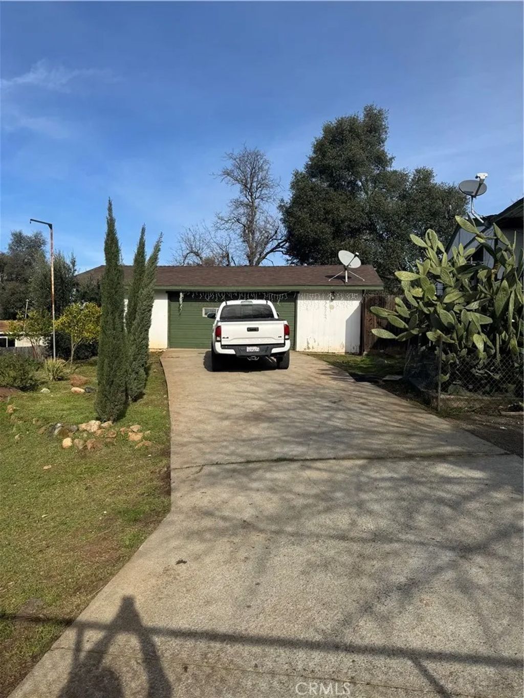 Photo of 15820 32nd Ave, Clearlake, CA 95422 (MLS # LC26005871)