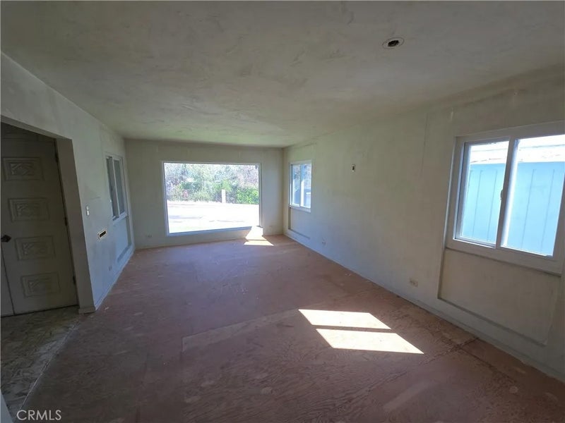4322 E Ransom