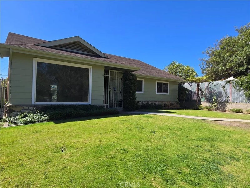 4322 E Ransom