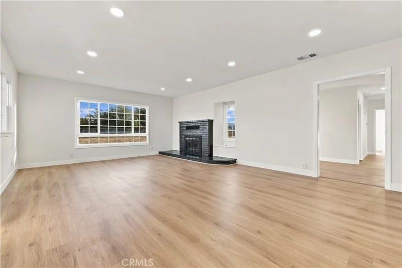 2531 W Avenue M4