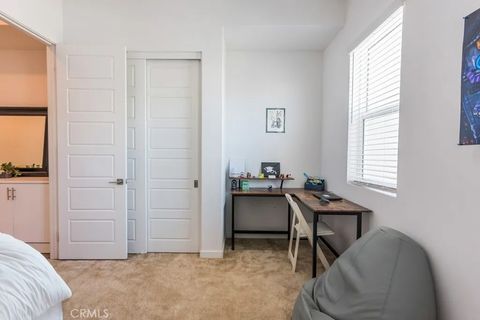 Tiny photo for 27504 Illumination Court, Valencia, CA 91381 (MLS # SR25248408)