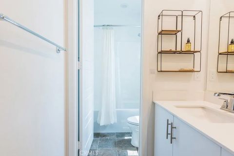 Tiny photo for 27504 Illumination Court, Valencia, CA 91381 (MLS # SR25248408)