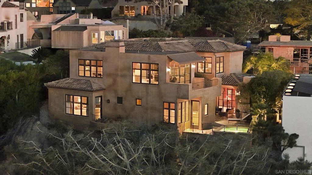 Photo of 12927 Via Grimaldi, Del Mar, CA 92014 (MLS # 260003268)