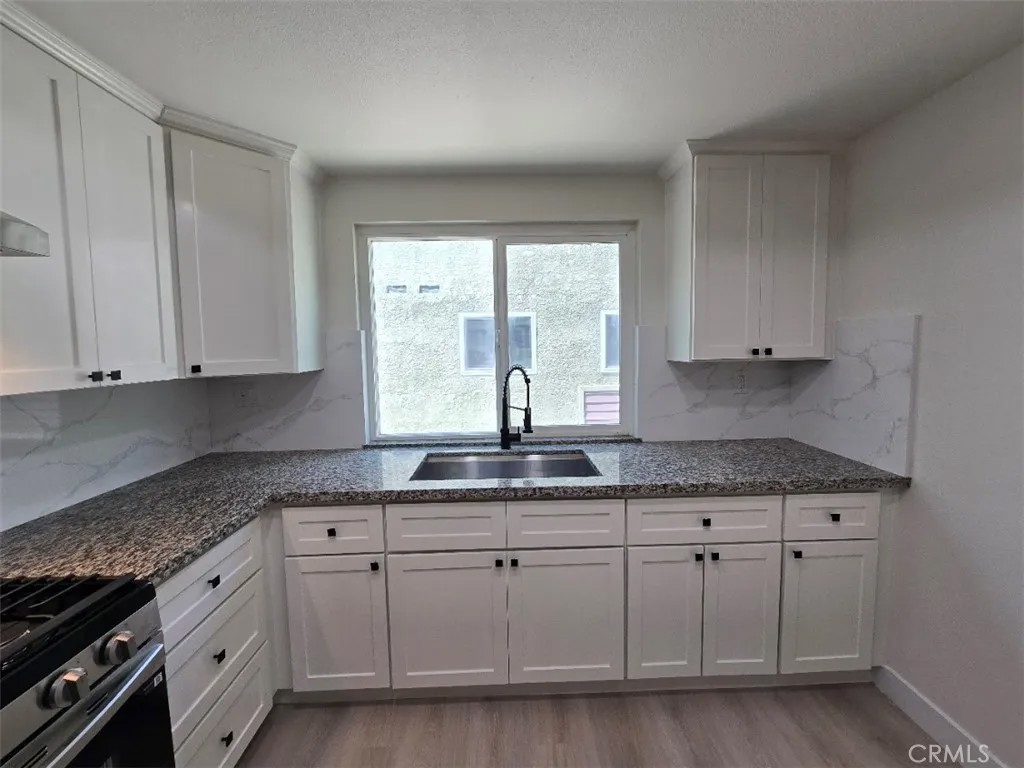 70 Harkness Avenue 4