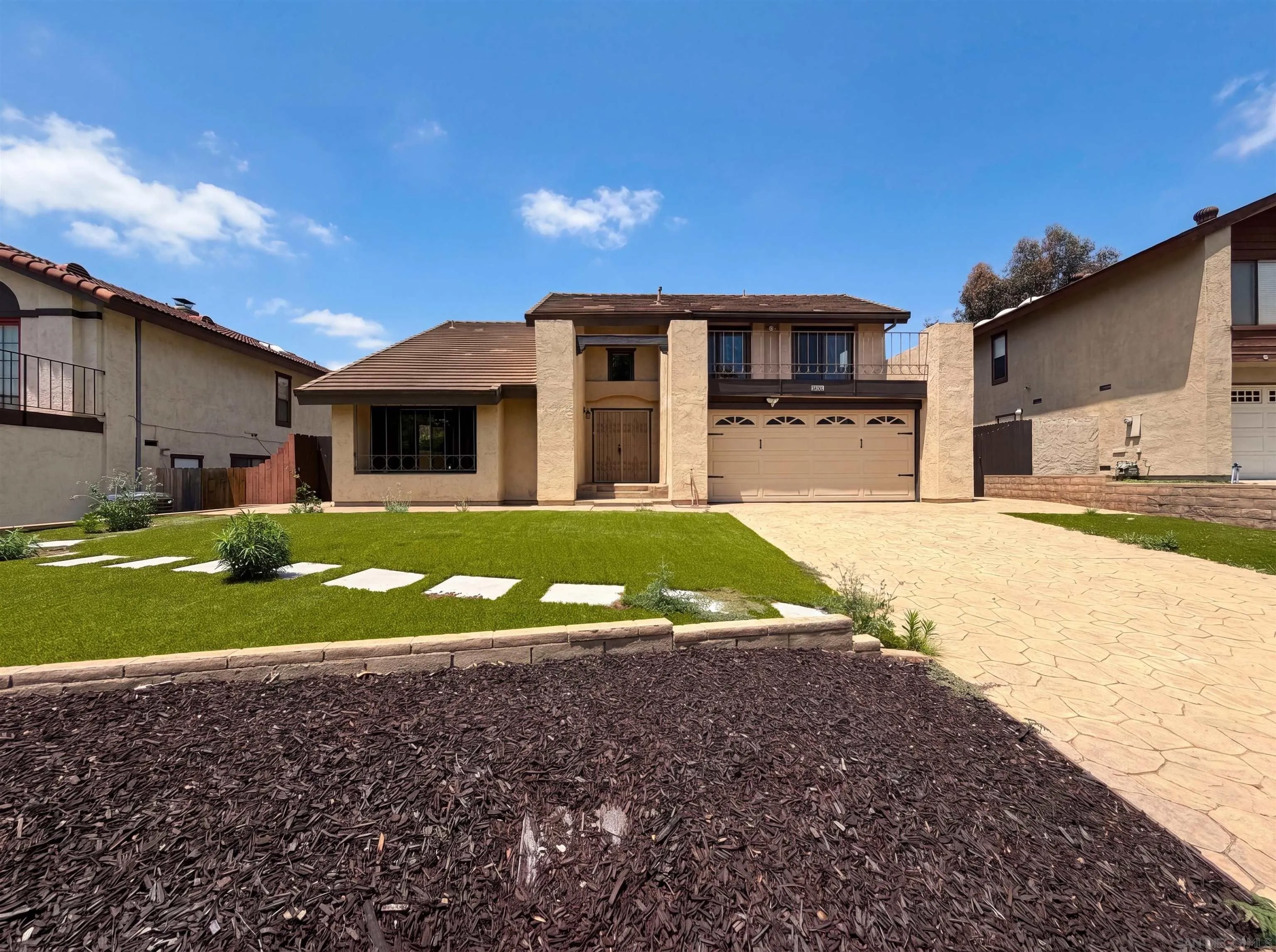 3556 Paseo Salamoner
