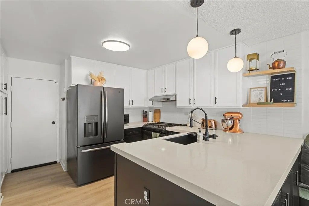 Photo of 10139 Arleta Ave #2, Arleta, CA 91331 (MLS # SB26014814)