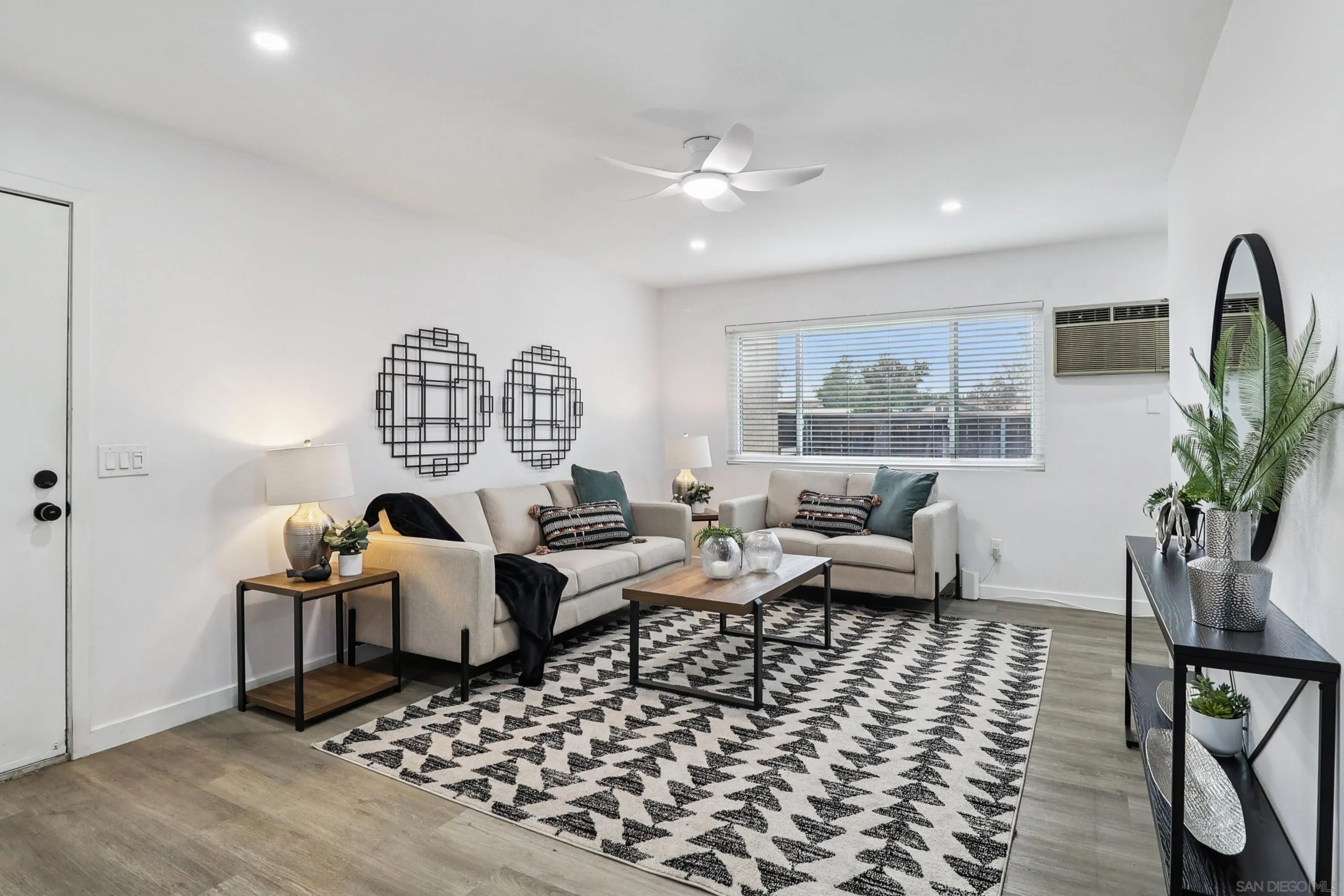 10220 Princess Sarit Way