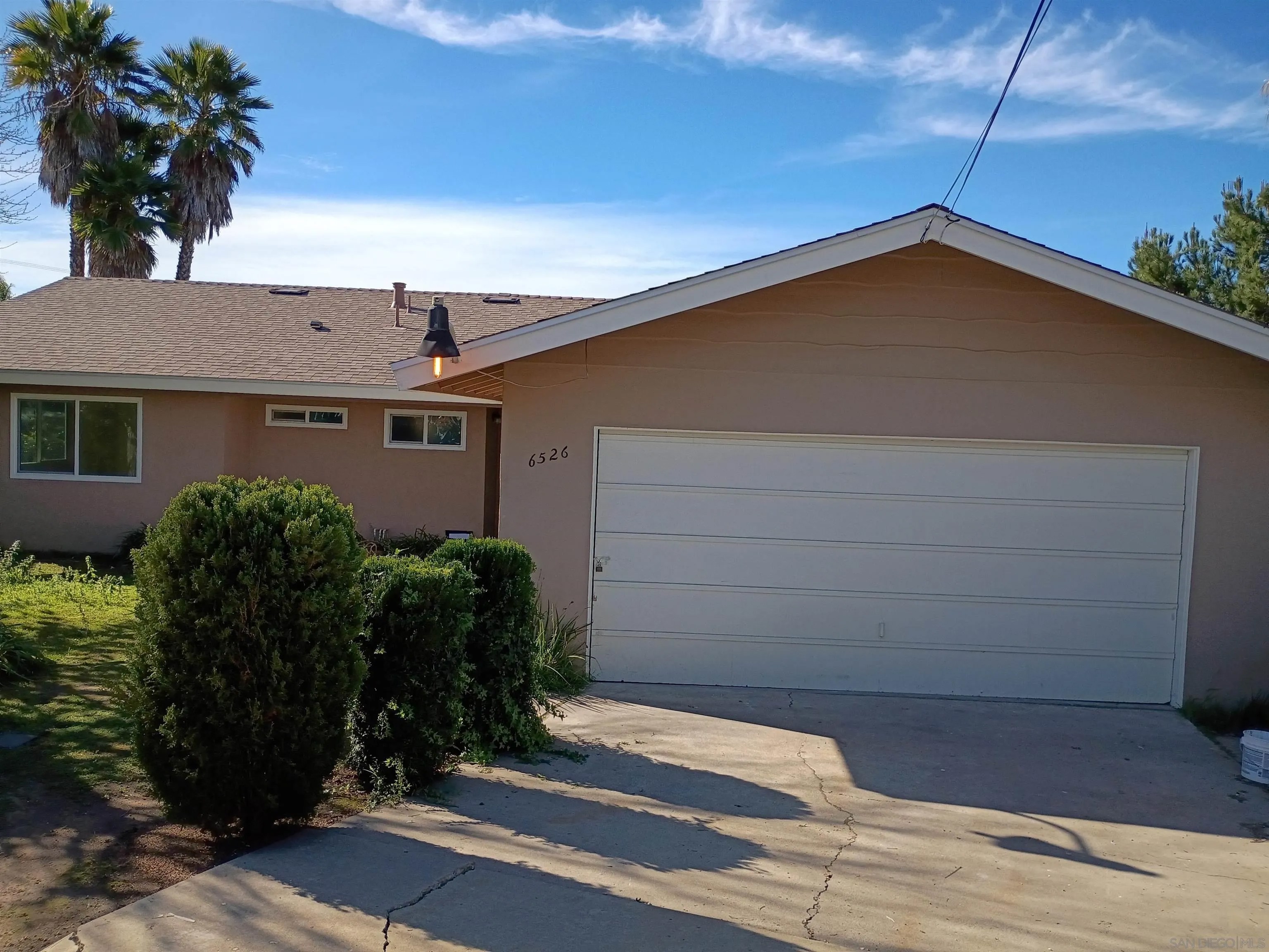 6526 bantam lake circle