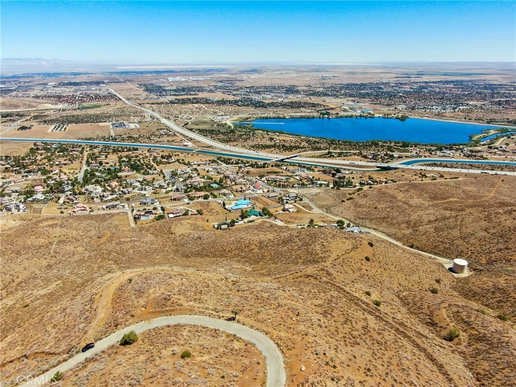 0 Mccoy Ranch Rd & Tierra Subida