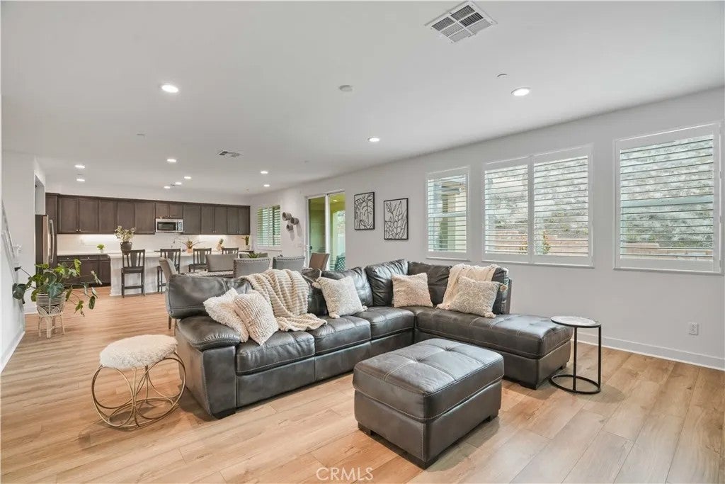 3936 Saddle Drive