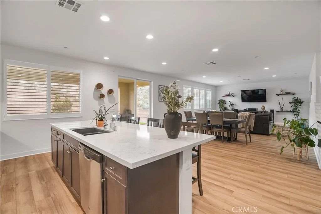 Photo of 3936 Saddle Drive, Palmdale, CA 93551 (MLS # SR25269596)