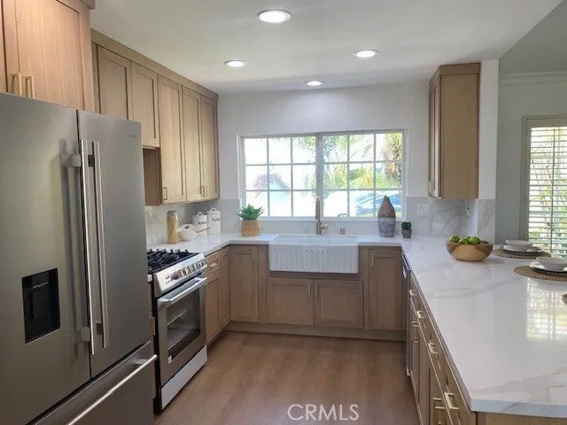 27952 CALLE CASAL