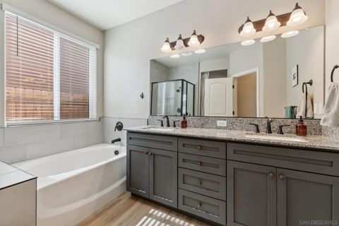 Tiny photo for 3438 N Oakwood Ct, Visalia, CA 93291 (MLS # 250041496)