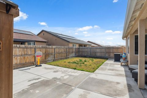 Tiny photo for 3438 N Oakwood Ct, Visalia, CA 93291 (MLS # 250041496)