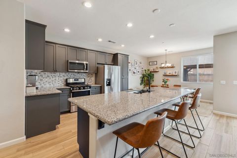 Tiny photo for 3438 N Oakwood Ct, Visalia, CA 93291 (MLS # 250041496)