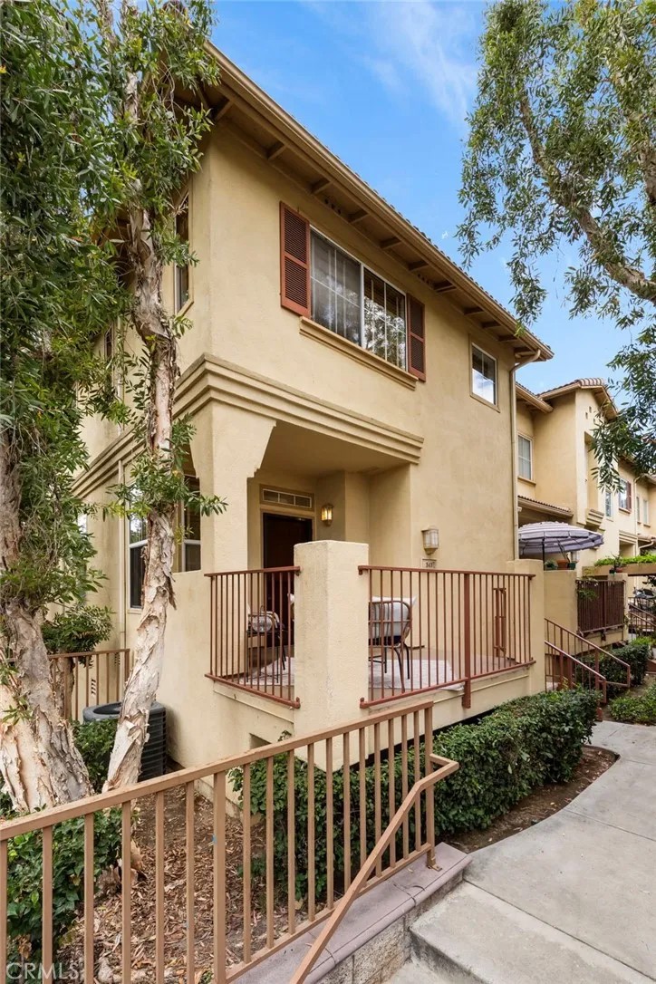 343 W Summerfield Circle