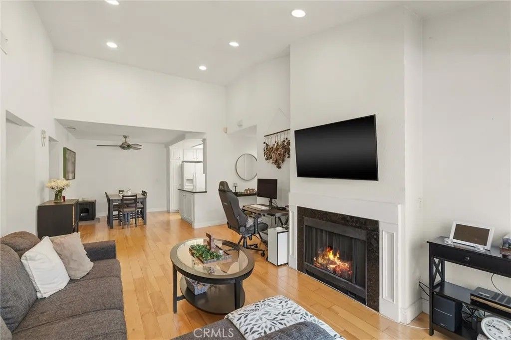 Photo of 3525 W Greentree Circle #G, Anaheim, CA 92804 (MLS # DW26066231)