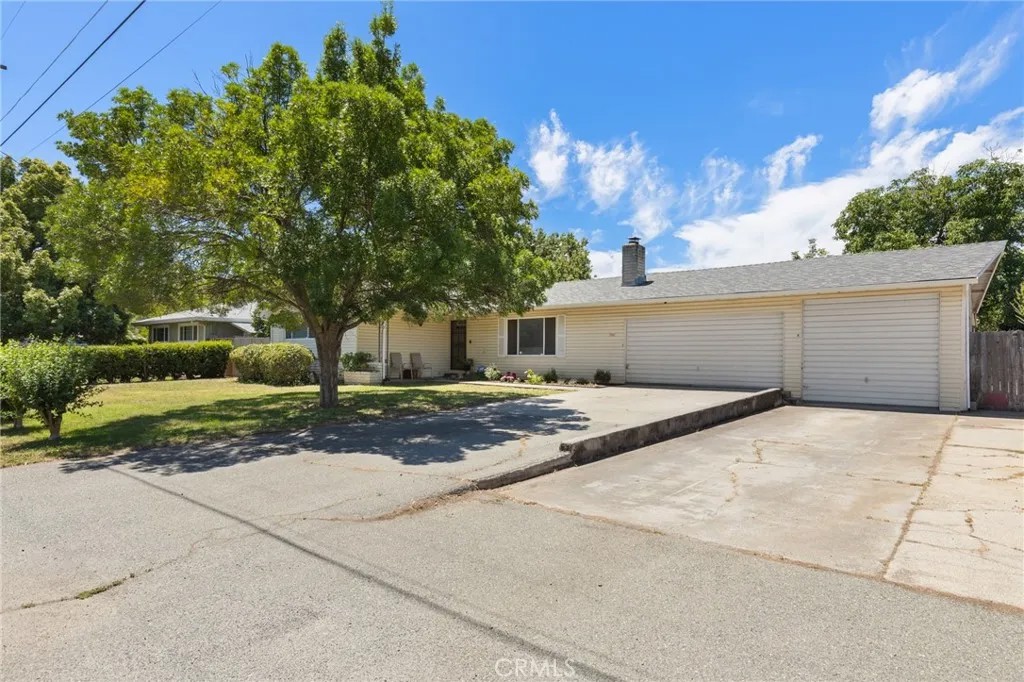 3361 Hackamore Lane