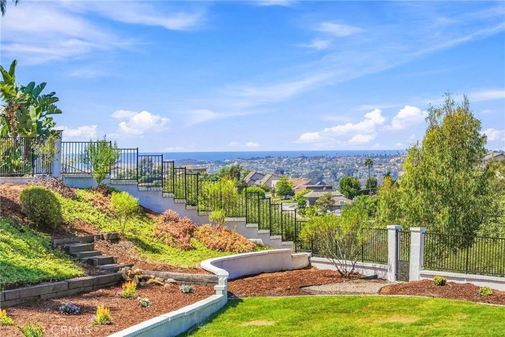 Photo of 33561 Calle Miramar, San Juan Capistrano, CA 92675 (MLS # OC26194612)