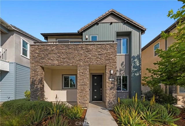 372 Baluster, Irvine
