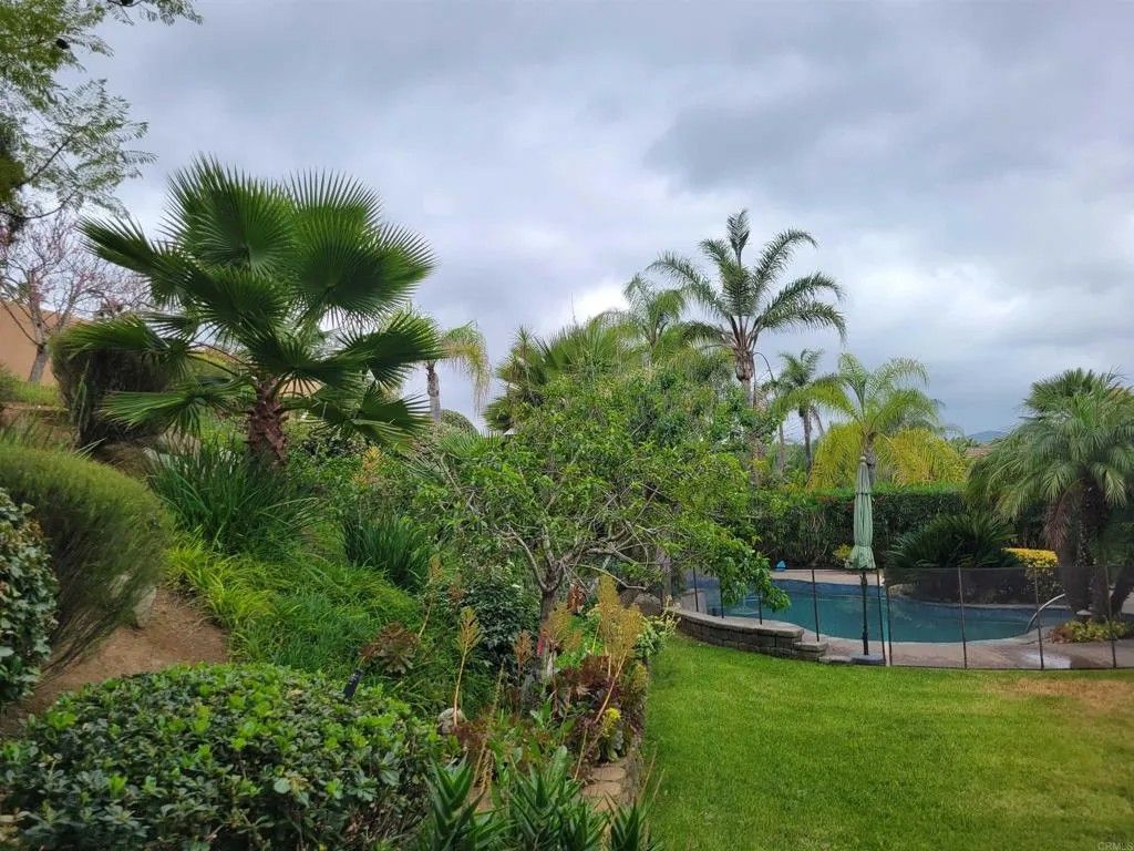 Photo of 1747 Crescent Knolls, Escondido, CA 92029 (MLS # NDP2603102)