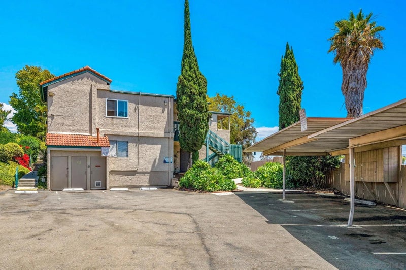 3427 Capalina Road 25