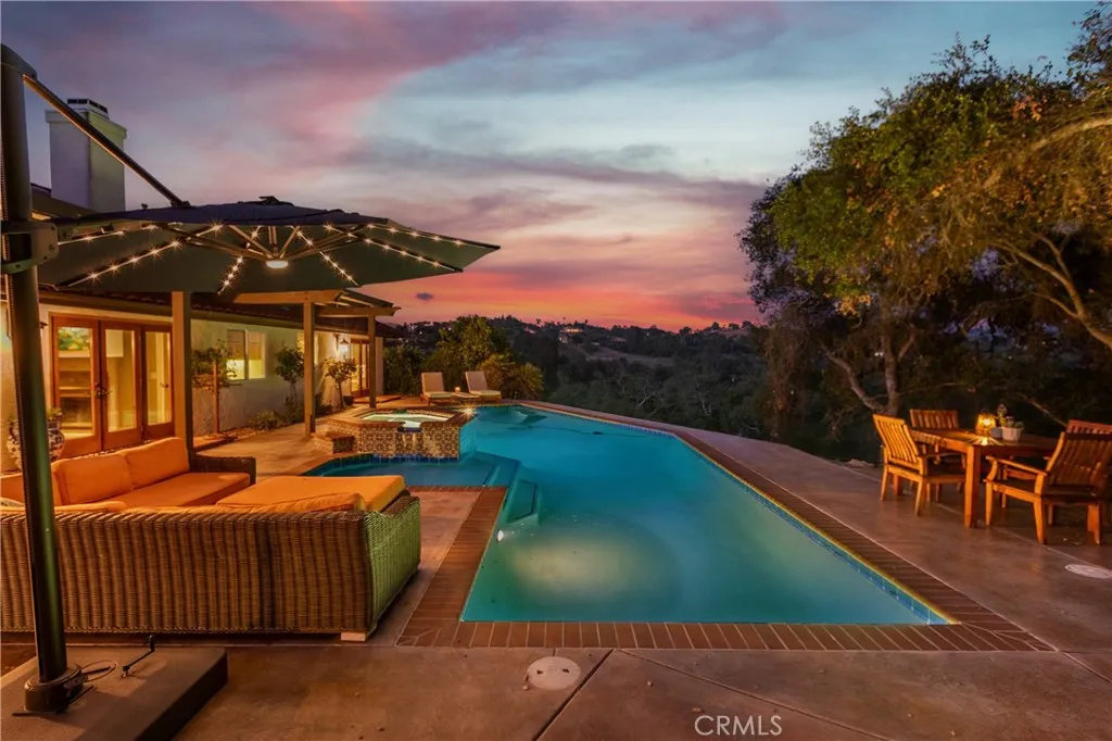707 S Live Oak Park Road