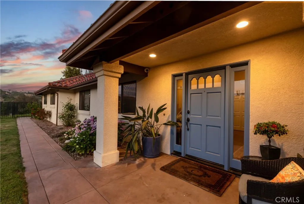 707 S Live Oak Park Road