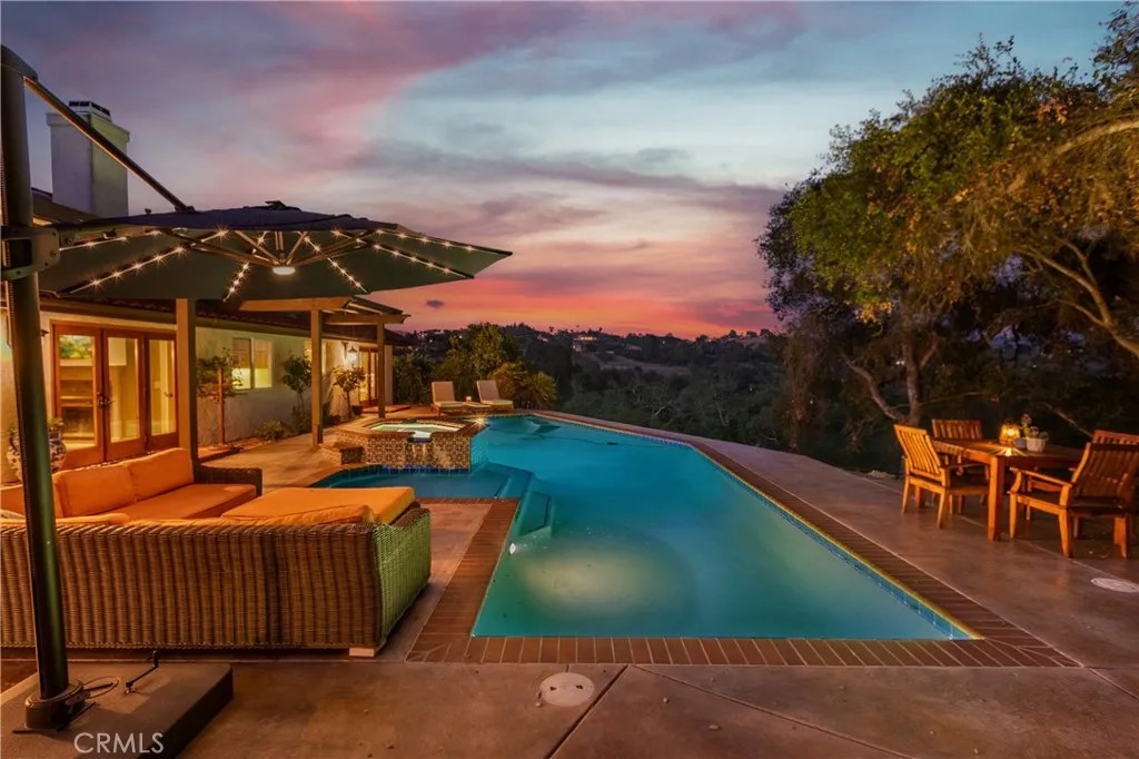 707 S Live Oak Park Road