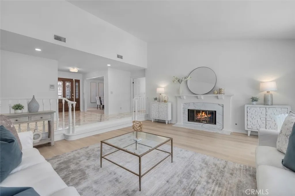 21 Santa Catalina Dr