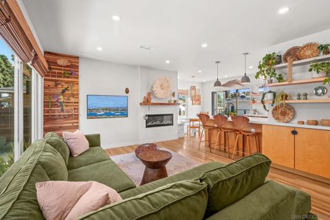 Tiny photo for 709 N Nevada St, Oceanside, CA 92054 (MLS # 250042530)