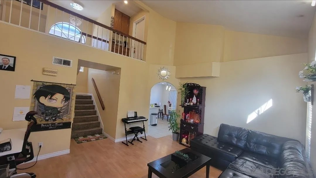 2317 Sherwood Dr
