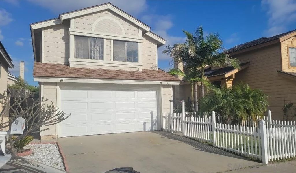 Photo of 2317 Sherwood Dr, Lemon Grove, CA 91945 (MLS # 260005983)