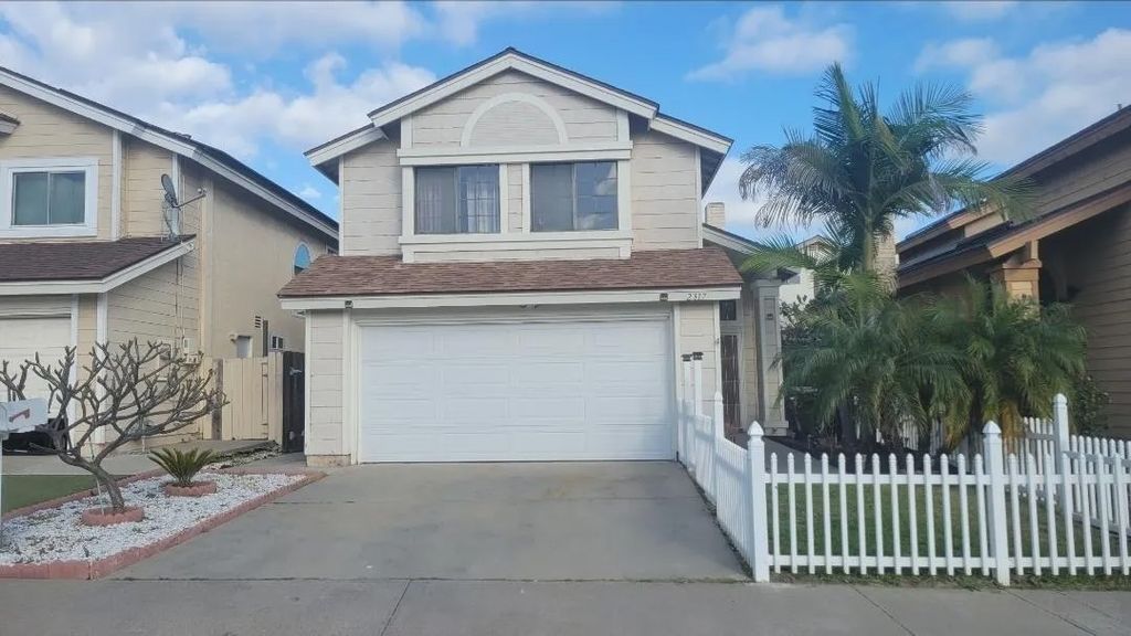 Photo of 2317 Sherwood Dr, Lemon Grove, CA 91945 (MLS # 260005983)