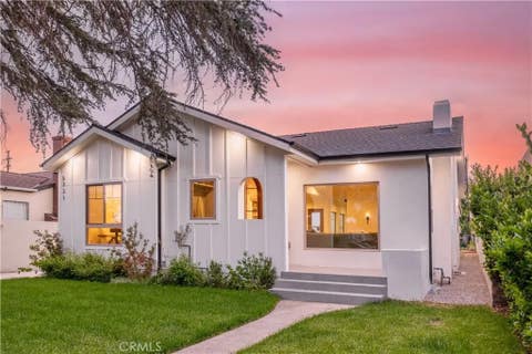 Photo of 5731 Oak Avenue, Temple City, CA 91780 (MLS # AR26055874)