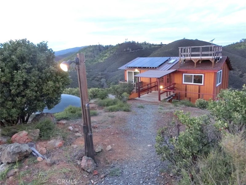 864 Watertrough Road