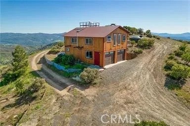 864 Watertrough Road