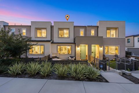 766 Jilian St 2 Chula Vista CA 91911