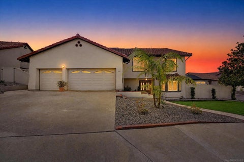 Photo of 731 Inspiration LN, Escondido, CA 92025 (MLS # 260020956)