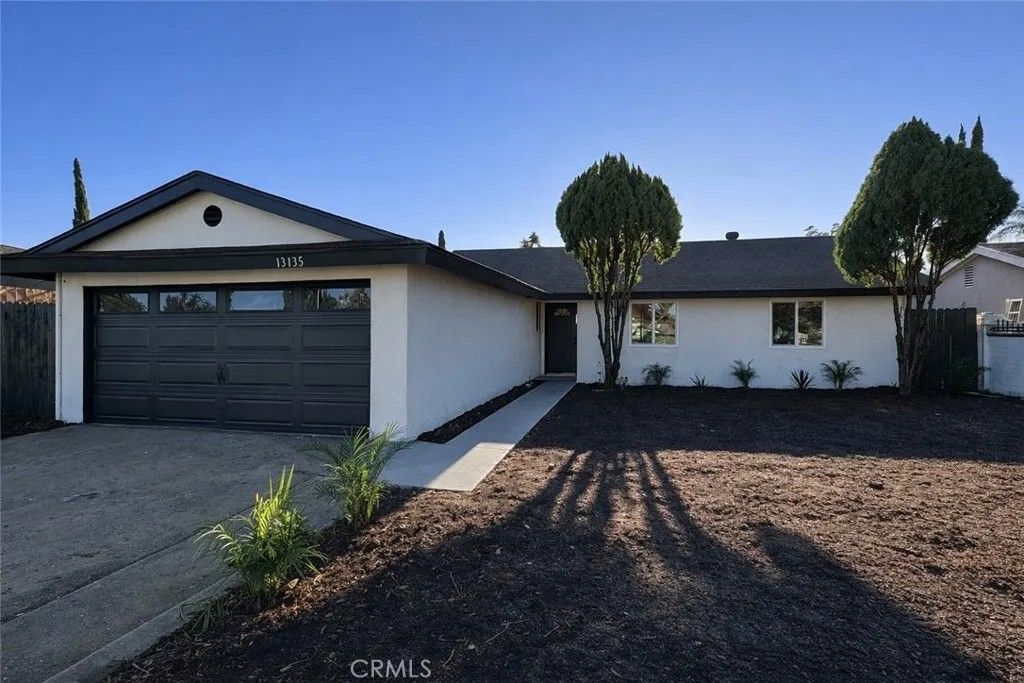 Photo of 13136 Harlow, Corona, CA 92879 (MLS # IV25275170)
