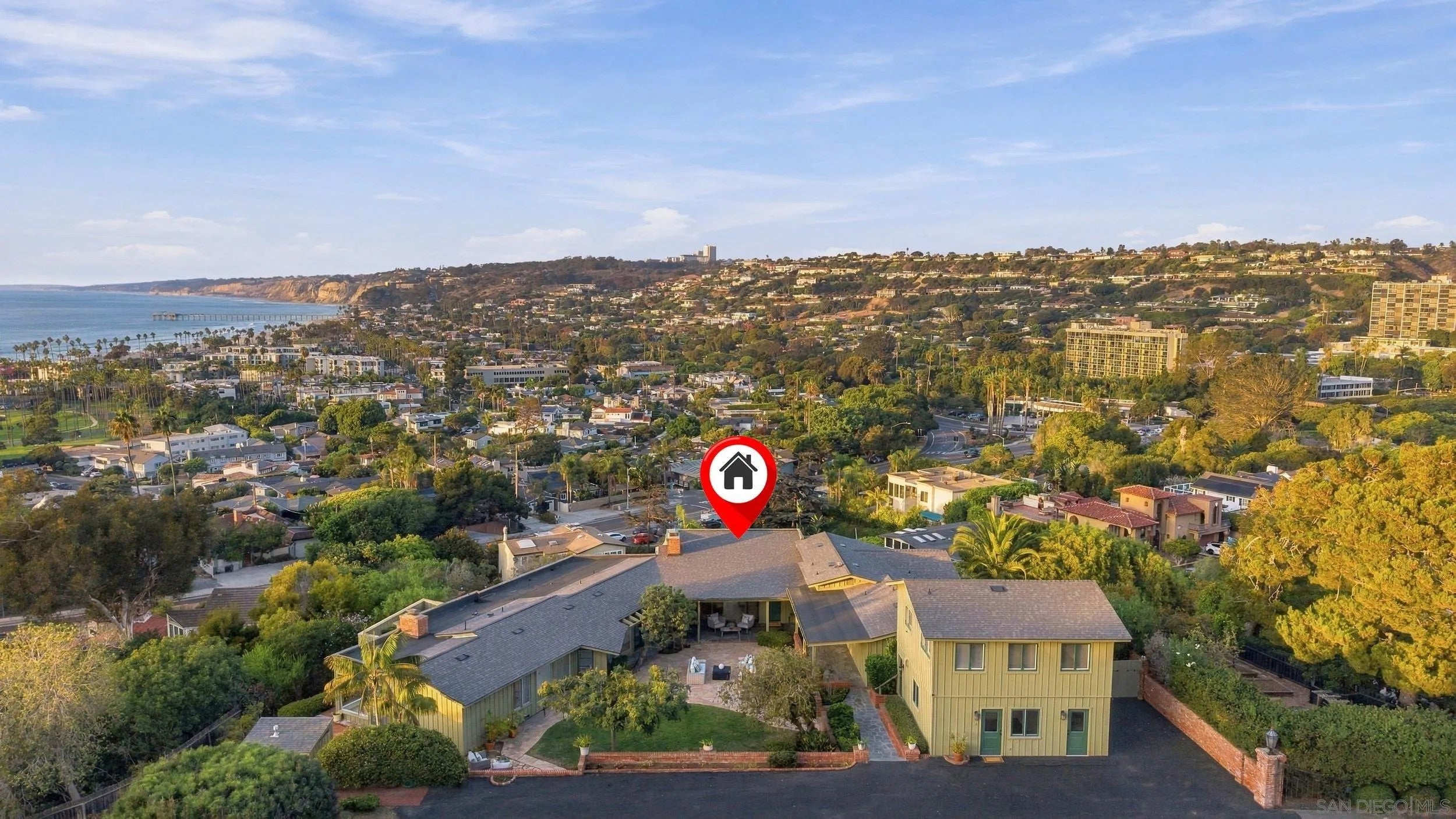 7865 Roseland Drive