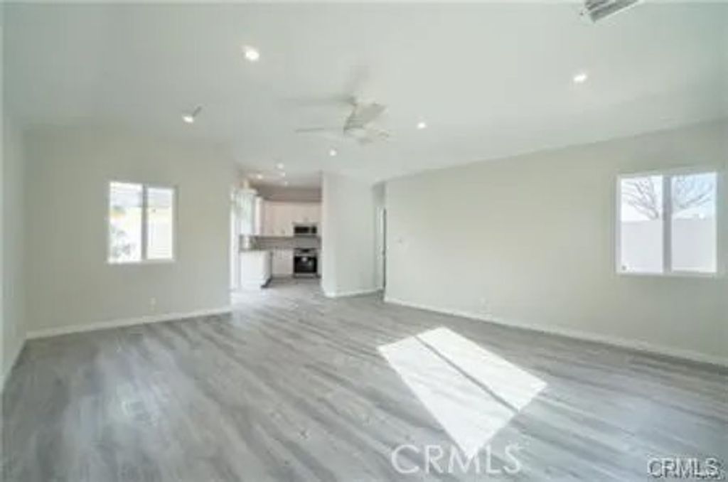 Photo of 17023 Burton Street, Lake Balboa, CA 91406 (MLS # SR26014631)