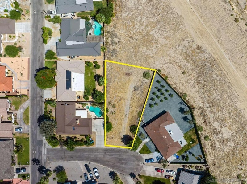 0 Hummingbird LN 62
