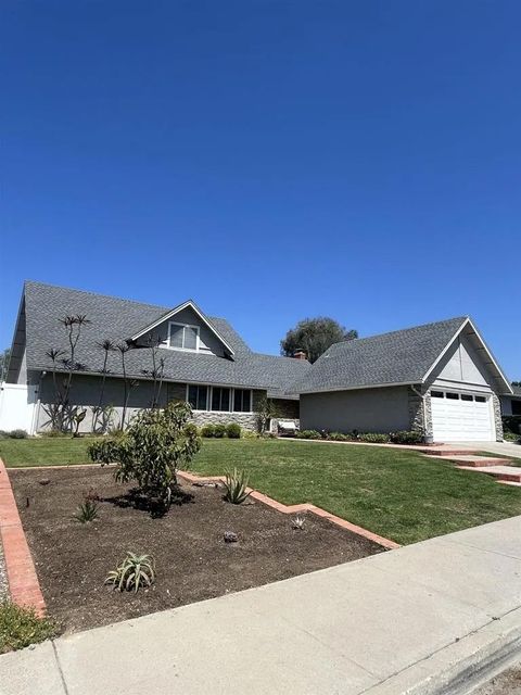 6818 Bonnie View Drive San Diego CA 92119