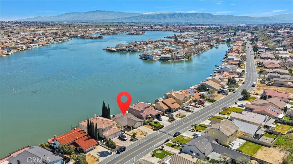 13915 Spring Valley Pkwy
