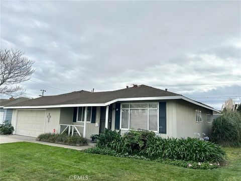 Photo of 1319 Ronald Pl, Santa Maria, CA 93458 (MLS # PI26043932)
