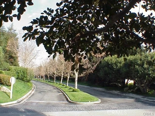 2800 Plaza Del Amo 12